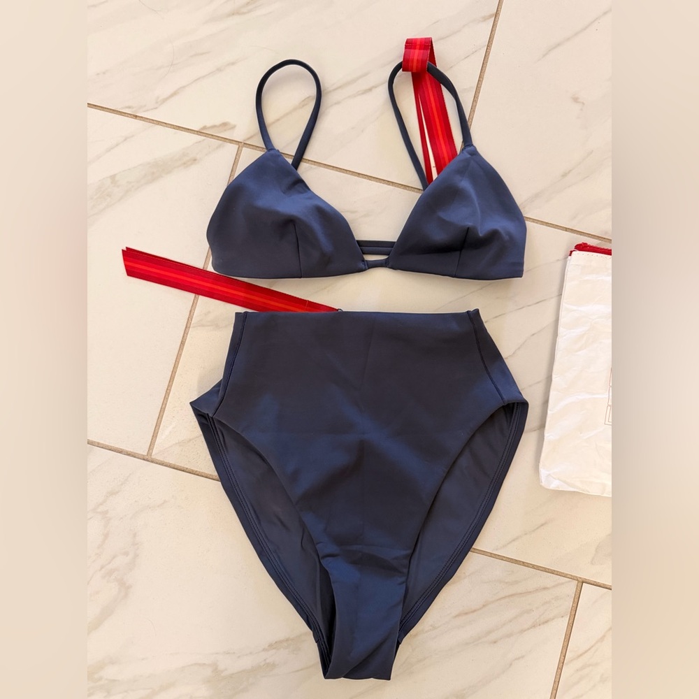 Left On Friday Navy Set